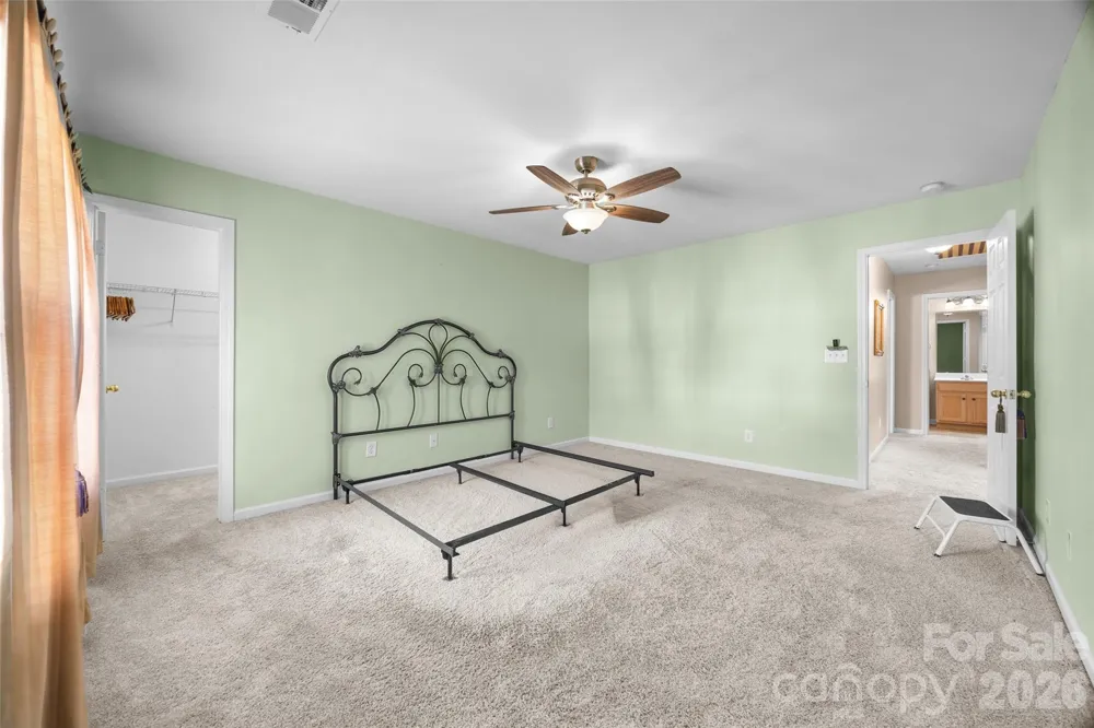 2025 Savannah Hills Drive Matthews, NC 28105