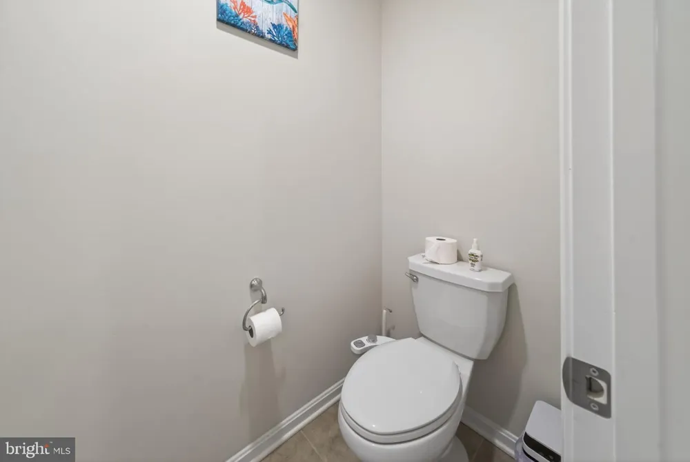 41 EXTROVERT DRIVE Charles Town, WV 25414