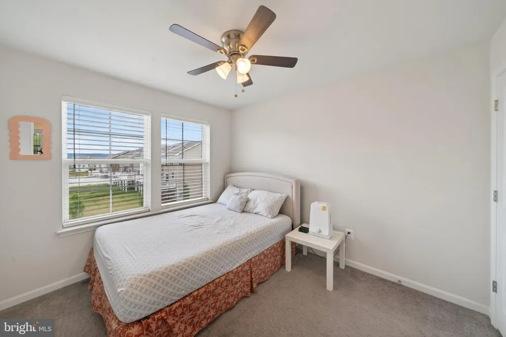 41 EXTROVERT DRIVE Charles Town, WV 25414