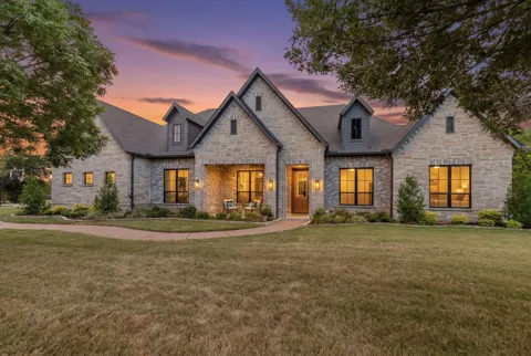 871 Beechwood Lane