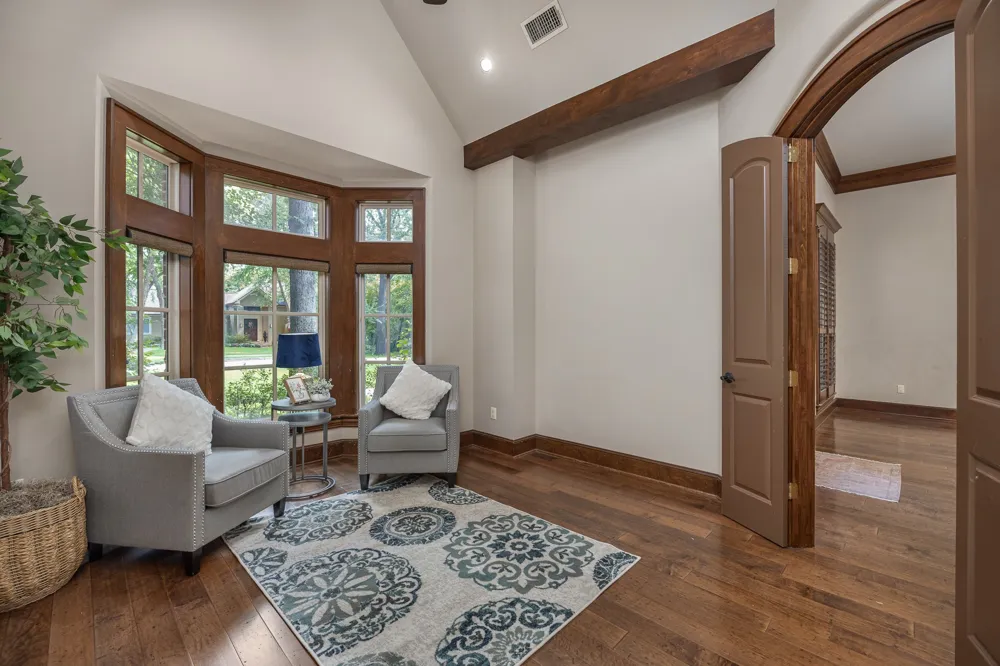 1915 Stonegate Valley Drive Tyler, TX 75703