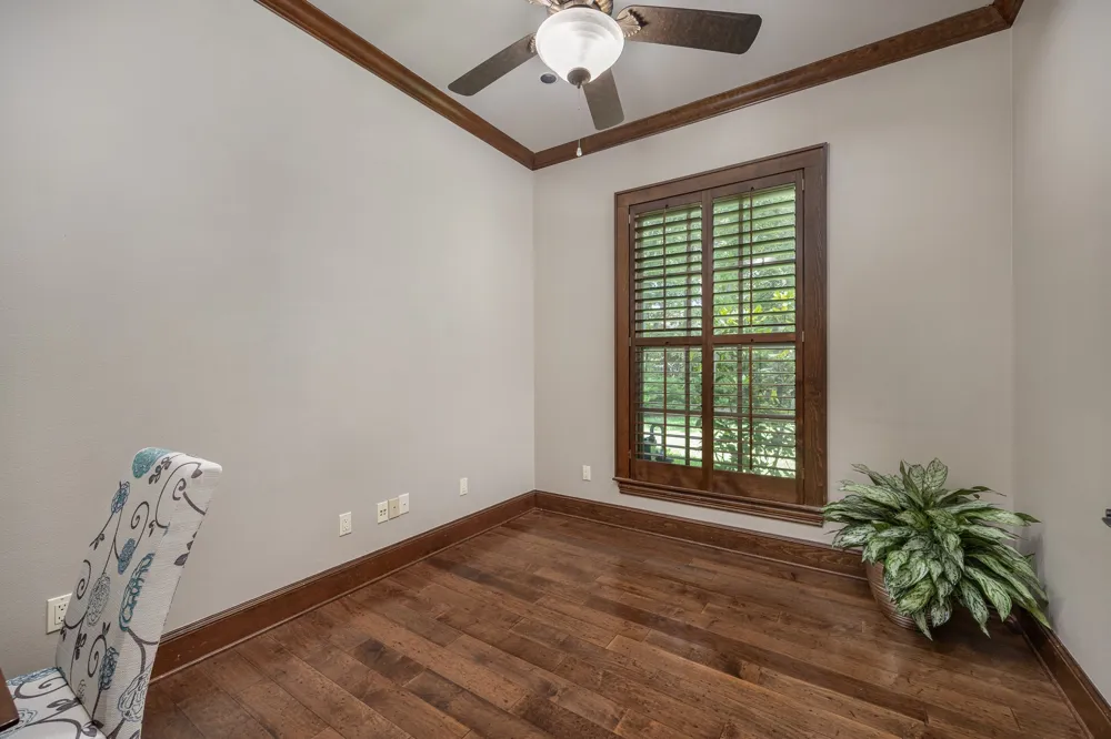 1915 Stonegate Valley Drive Tyler, TX 75703
