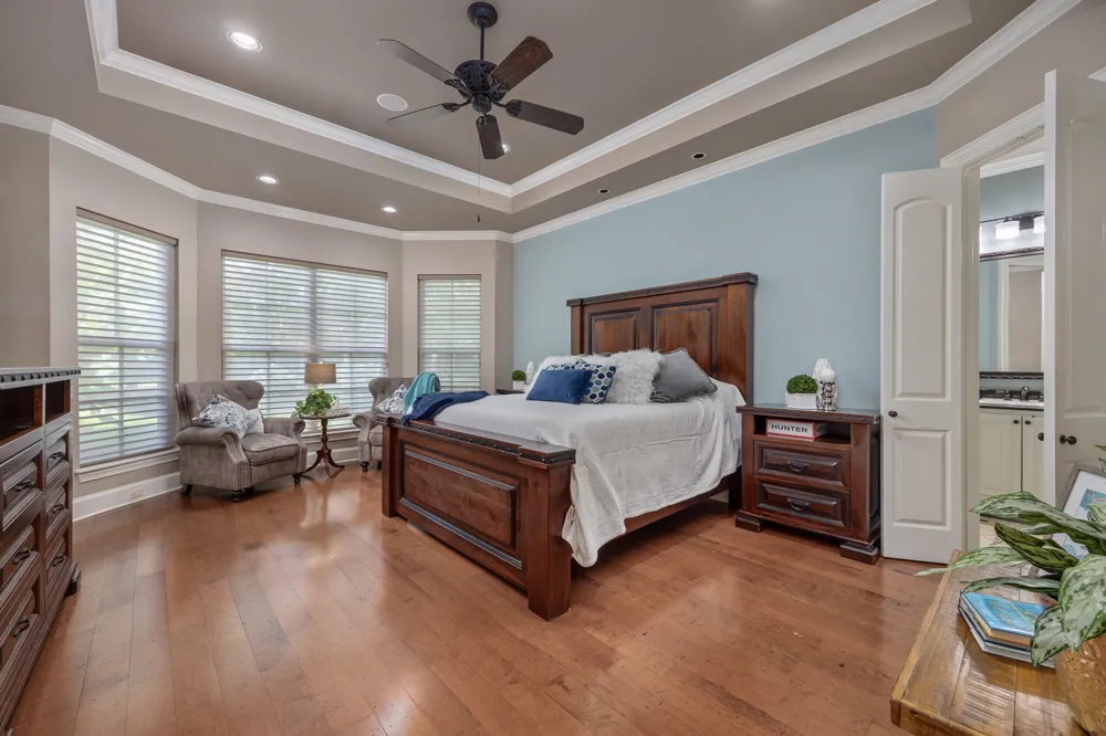 1915 Stonegate Valley Drive Tyler, TX 75703