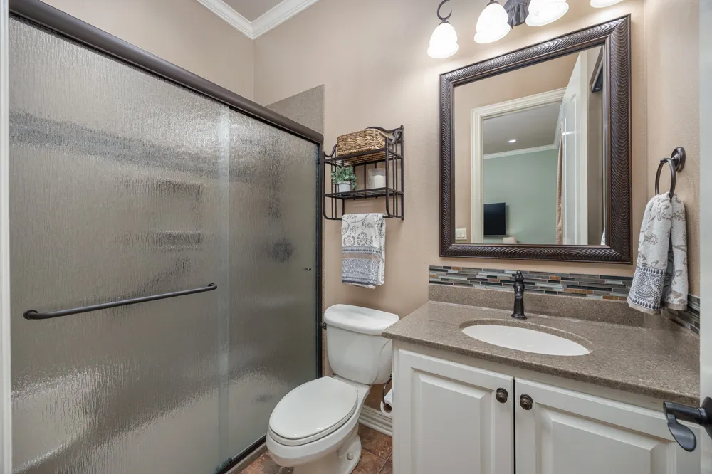 1915 Stonegate Valley Drive Tyler, TX 75703