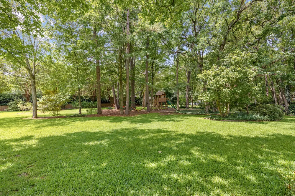 1915 Stonegate Valley Drive Tyler, TX 75703