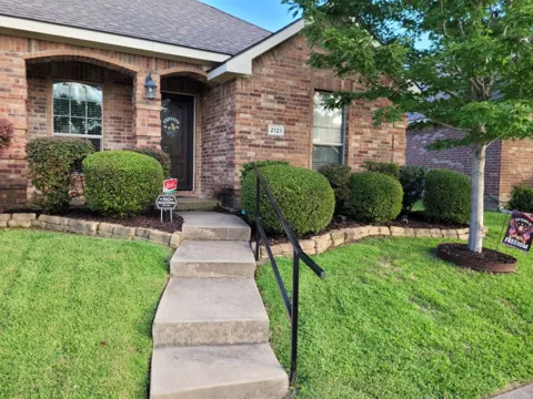 2121 Colby Lane