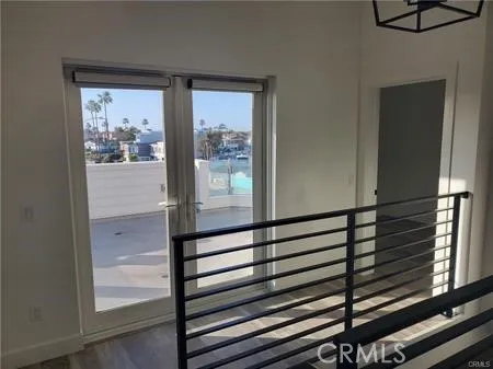 16741 Pacific Coast #201 Sunset Beach, CA 90742