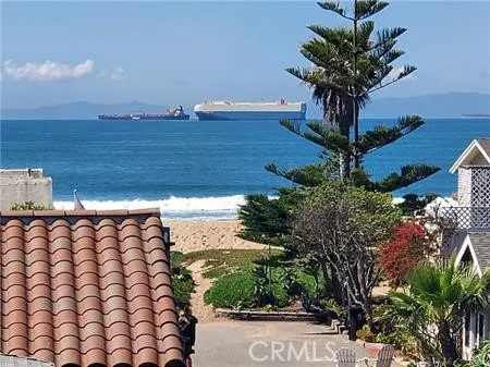 16741 Pacific Coast #201 Sunset Beach, CA 90742
