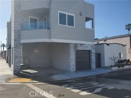16741 Pacific Coast #201 Sunset Beach, CA 90742