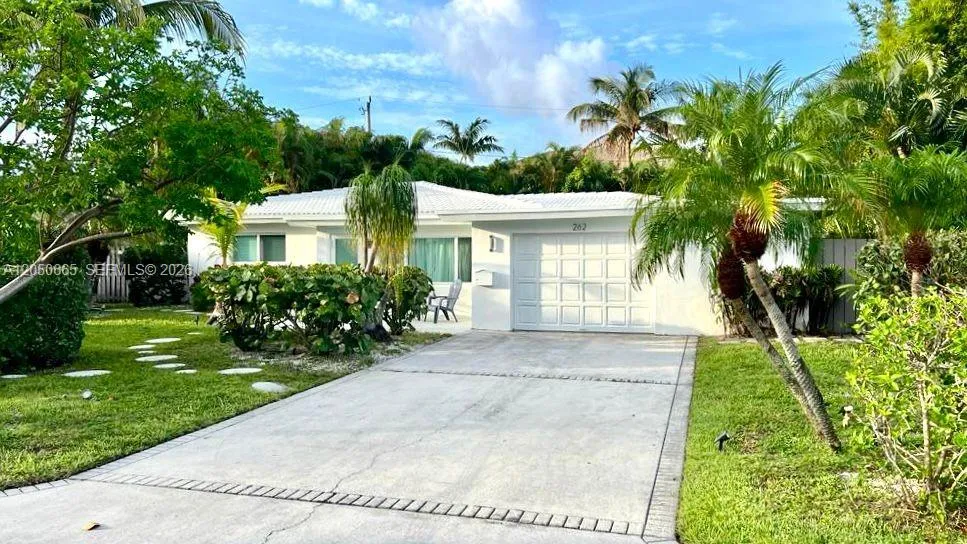 262 Bombay Ave Lauderdale By The Sea, FL 33308