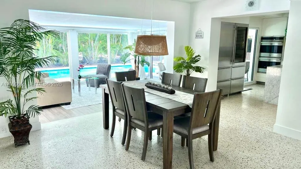 262 Bombay Ave Lauderdale By The Sea, FL 33308
