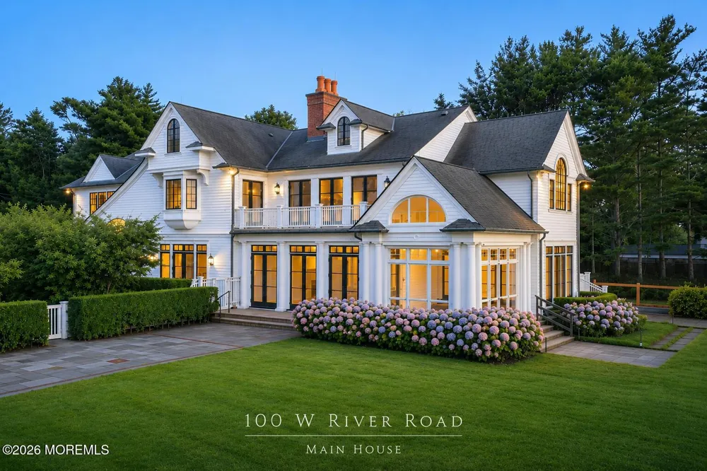 10098 W River Road Rumson, NJ 07760