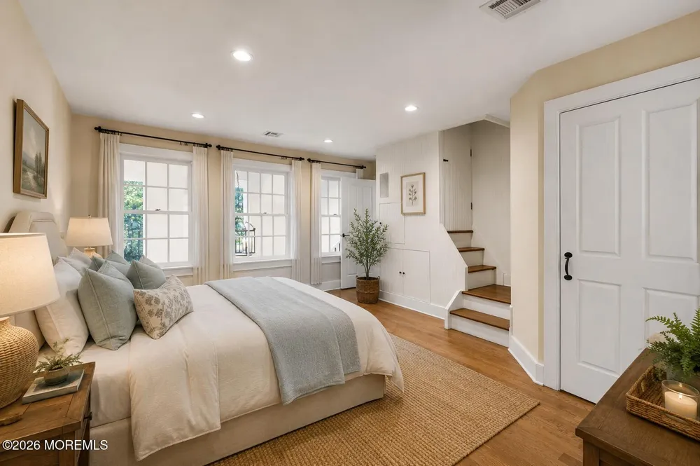 10098 W River Road Rumson, NJ 07760