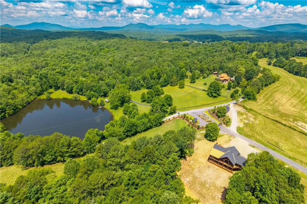42 Waterstone Way Mineral Bluff, GA 30559