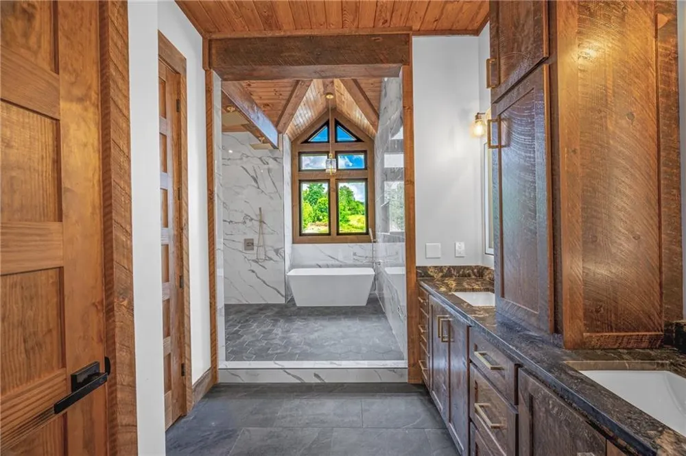 42 Waterstone Way Mineral Bluff, GA 30559