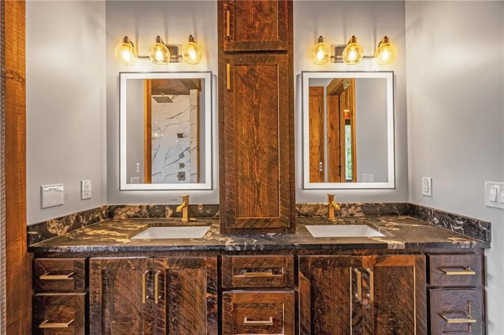 42 Waterstone Way Mineral Bluff, GA 30559