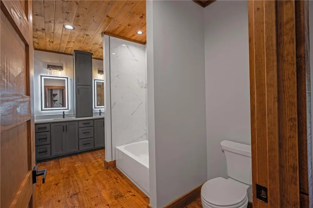 42 Waterstone Way Mineral Bluff, GA 30559