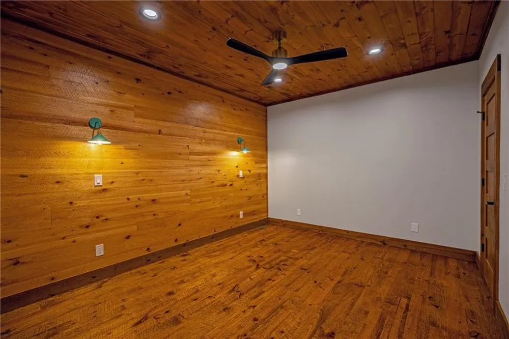 42 Waterstone Way Mineral Bluff, GA 30559