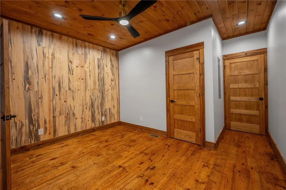 42 Waterstone Way Mineral Bluff, GA 30559