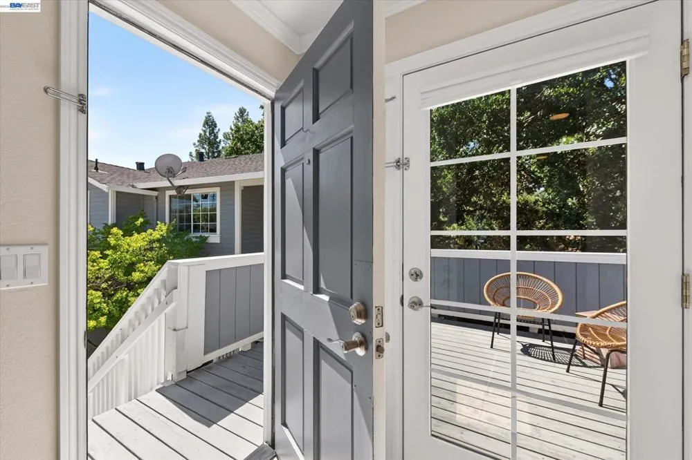 1137 Kottinger Dr #CA3 Pleasanton, CA 94566