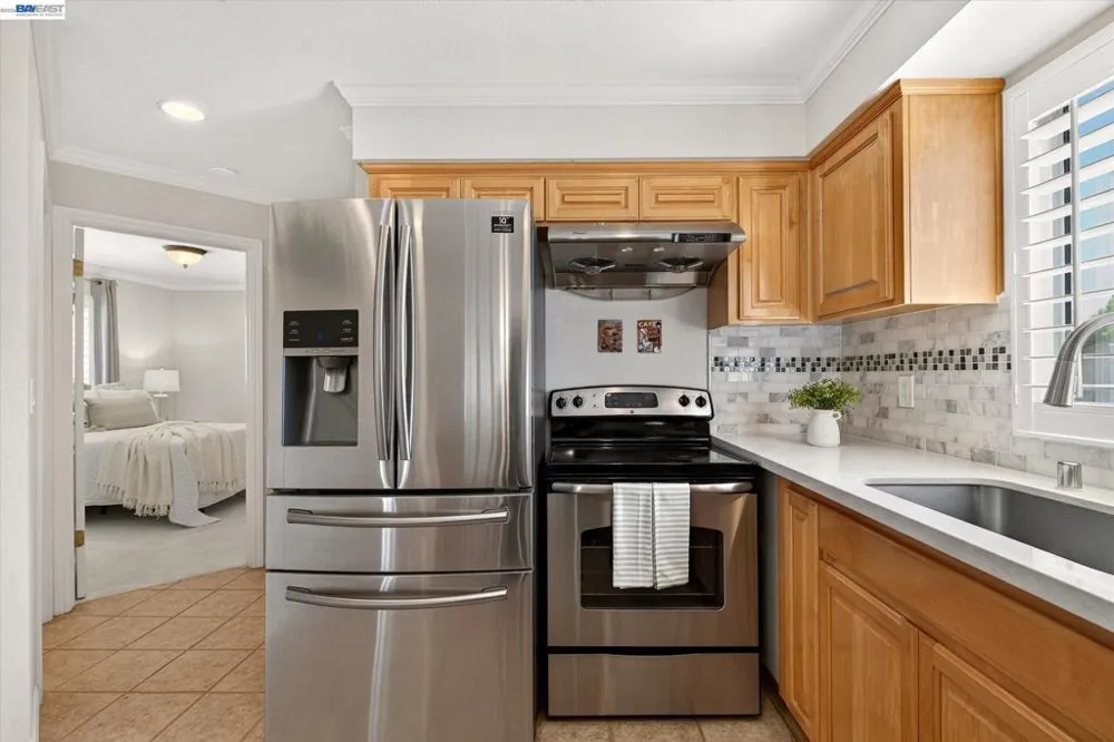 1137 Kottinger Dr #CA3 Pleasanton, CA 94566
