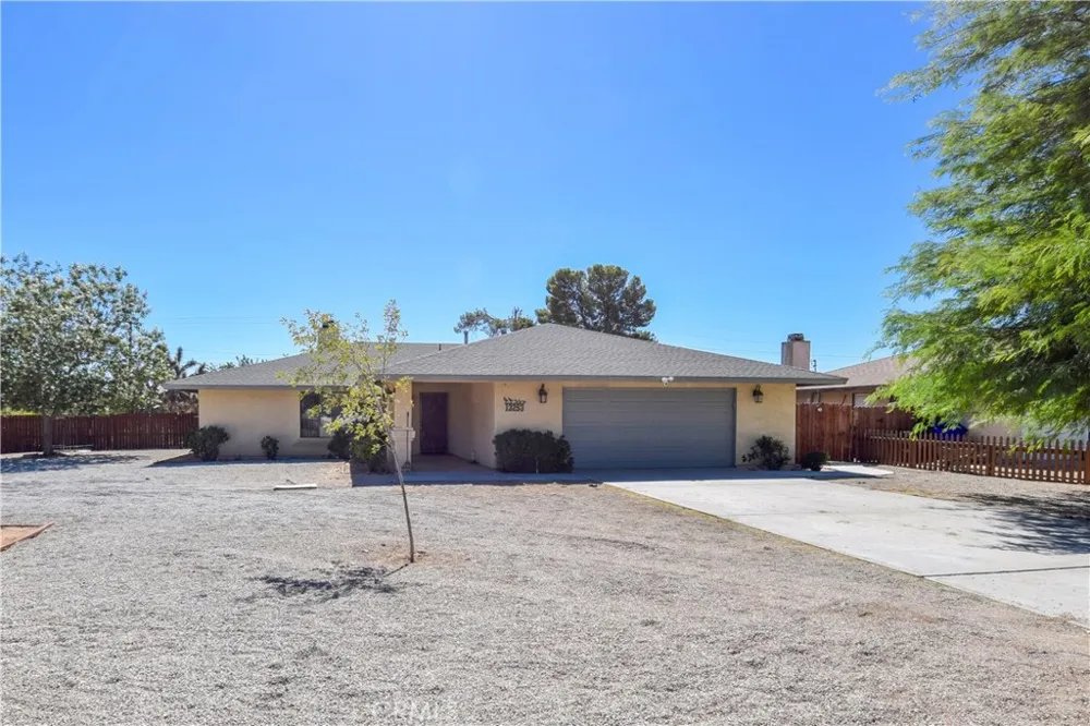 13253 Pocono Apple Valley, CA 92308