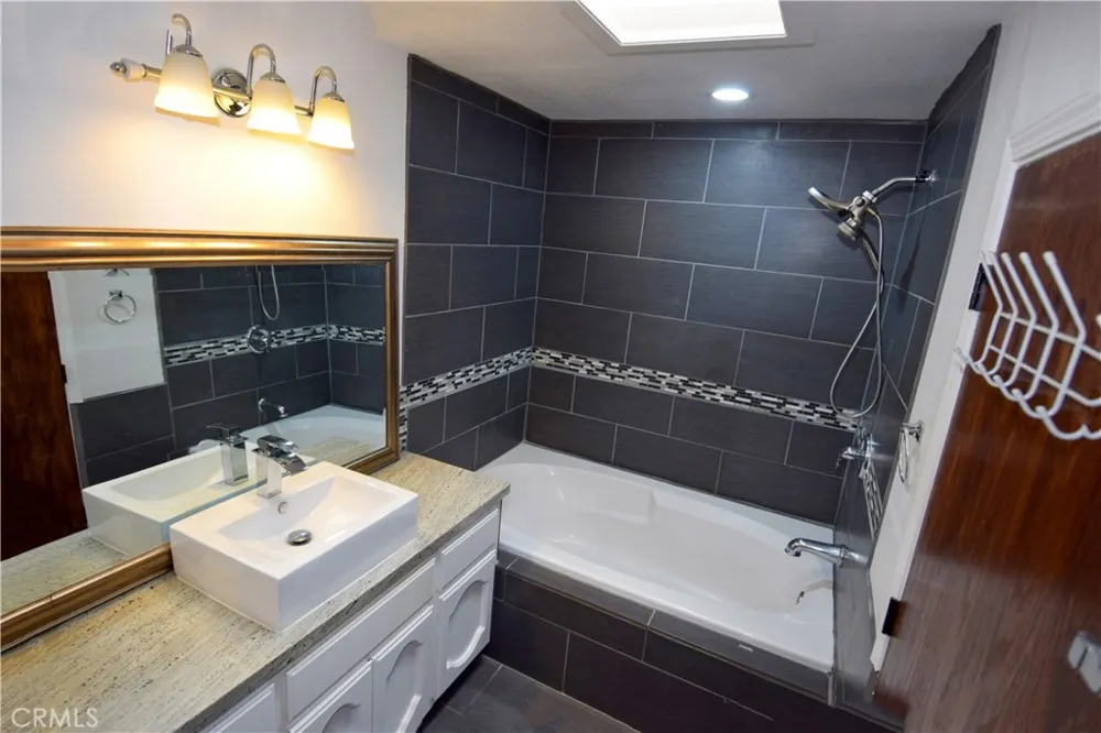 13253 Pocono Apple Valley, CA 92308