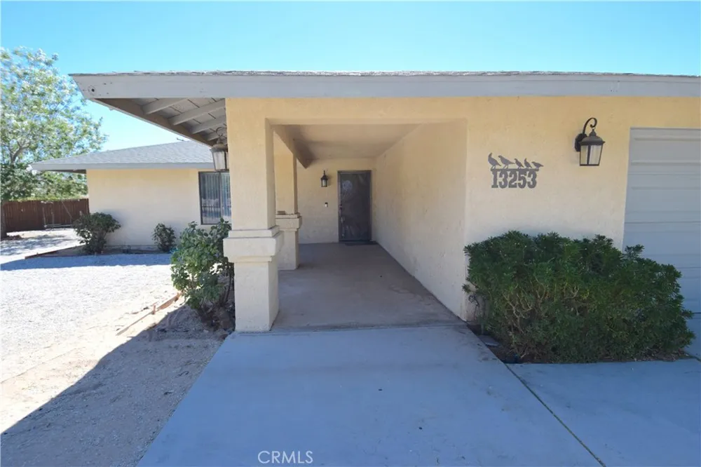 13253 Pocono Apple Valley, CA 92308