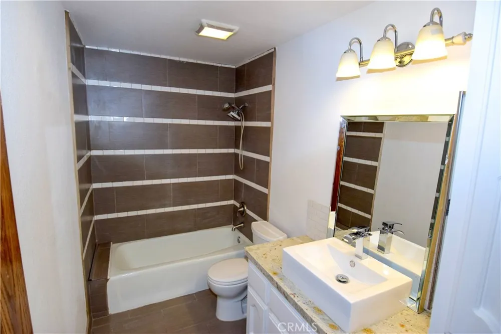 13253 Pocono Apple Valley, CA 92308