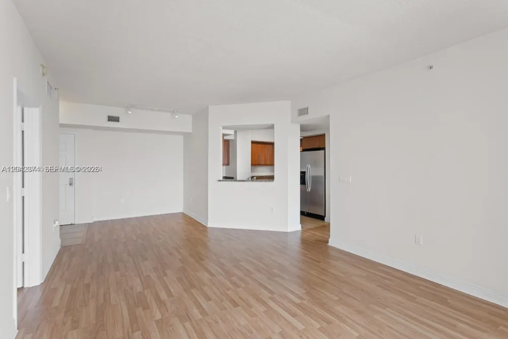 888 S Douglas Rd #1405 Coral Gables, FL 33134