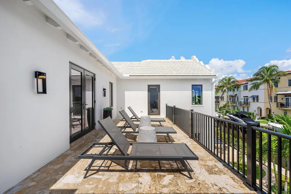 819 Bamboo Lane Delray Beach, FL 33483