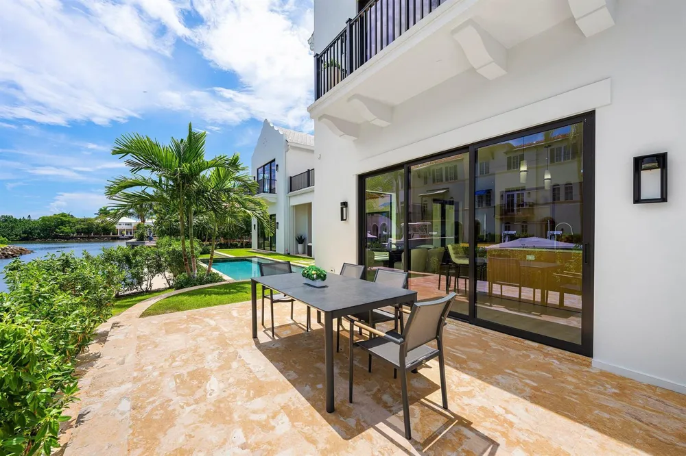 819 Bamboo Lane Delray Beach, FL 33483