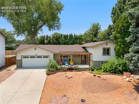 2935 Country Club Drive