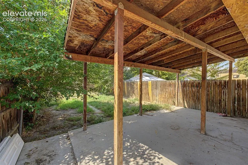 608 E 10th Street Pueblo, CO 81001