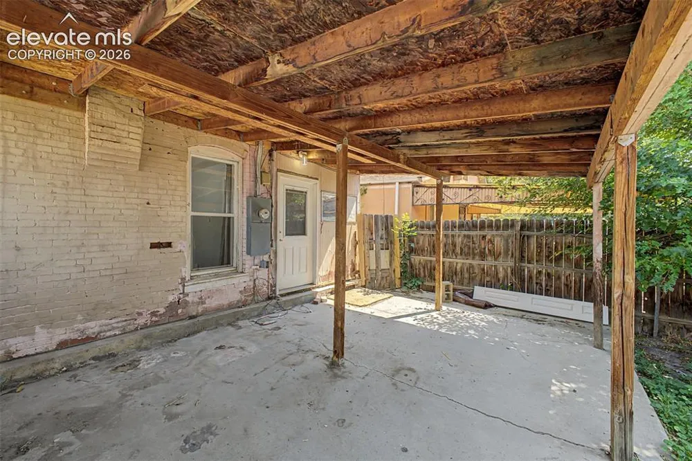 608 E 10th Street Pueblo, CO 81001