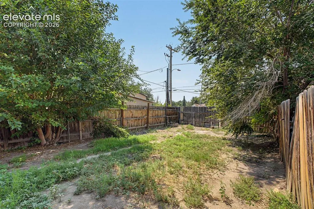 608 E 10th Street Pueblo, CO 81001
