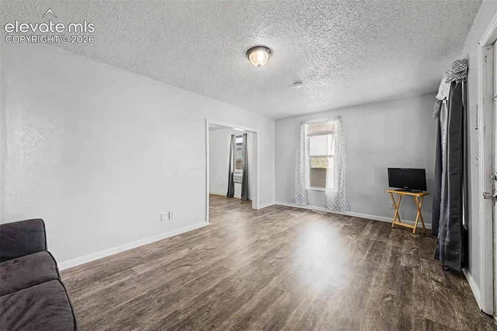 608 E 10th Street Pueblo, CO 81001