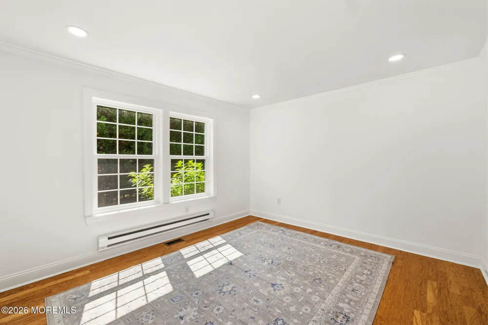 9 Melborn Drive Monroe, NJ 08831
