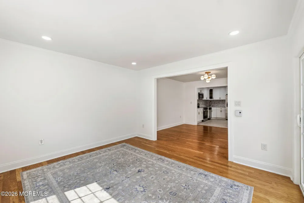 9 Melborn Drive Monroe, NJ 08831