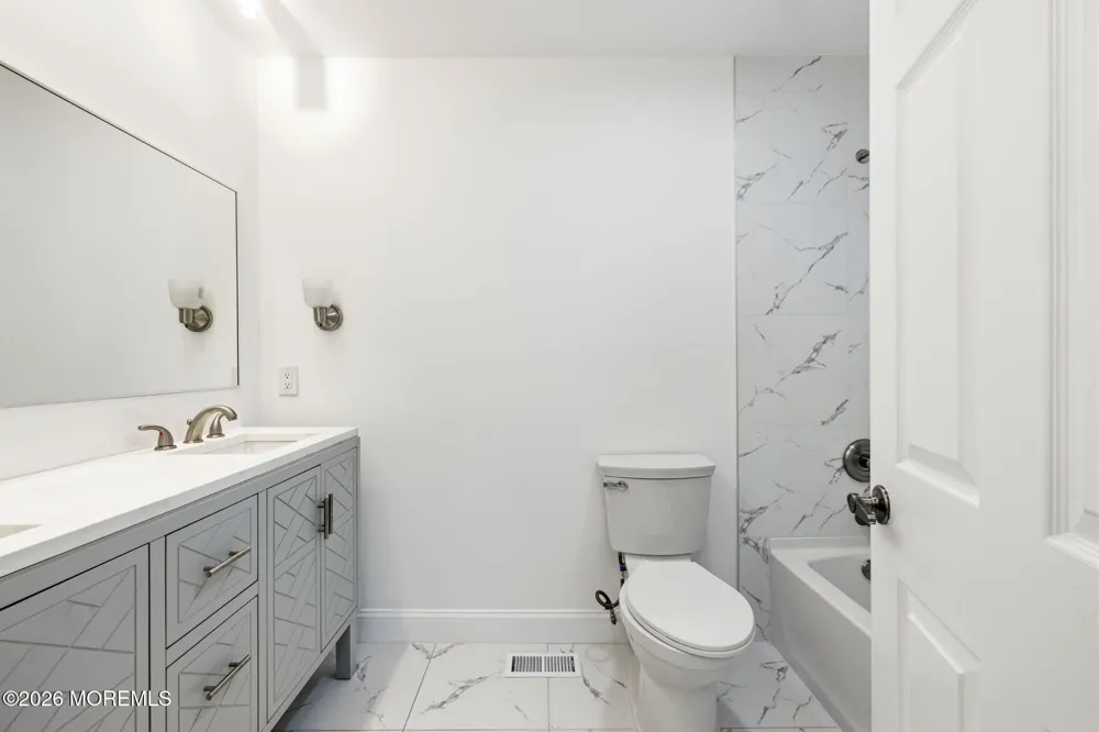 9 Melborn Drive Monroe, NJ 08831