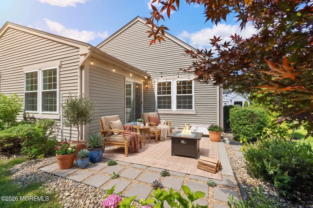 9 Melborn Drive Monroe, NJ 08831