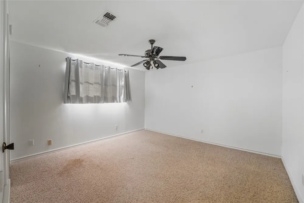 640 S College Street La Grange, TX 78945