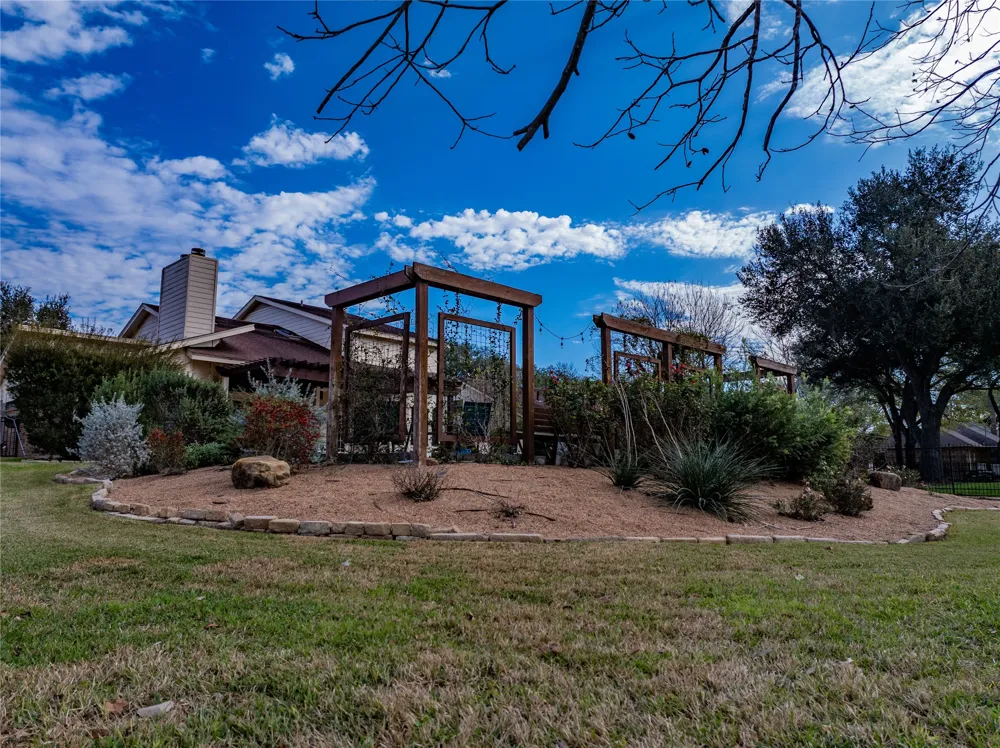 640 S College Street La Grange, TX 78945