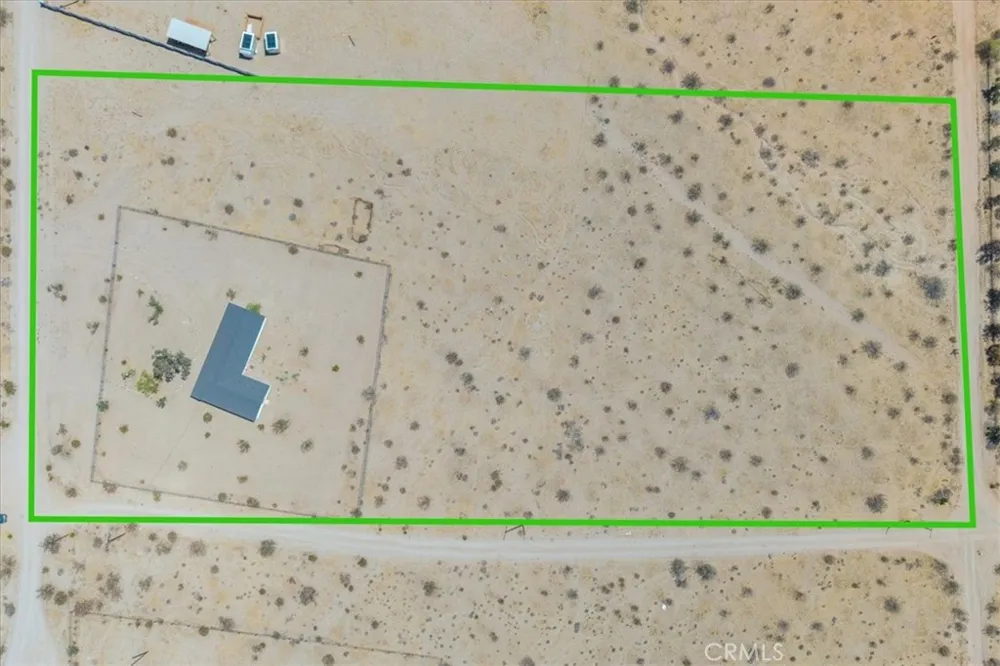 2670 Sage Avenue Landers, CA 92285