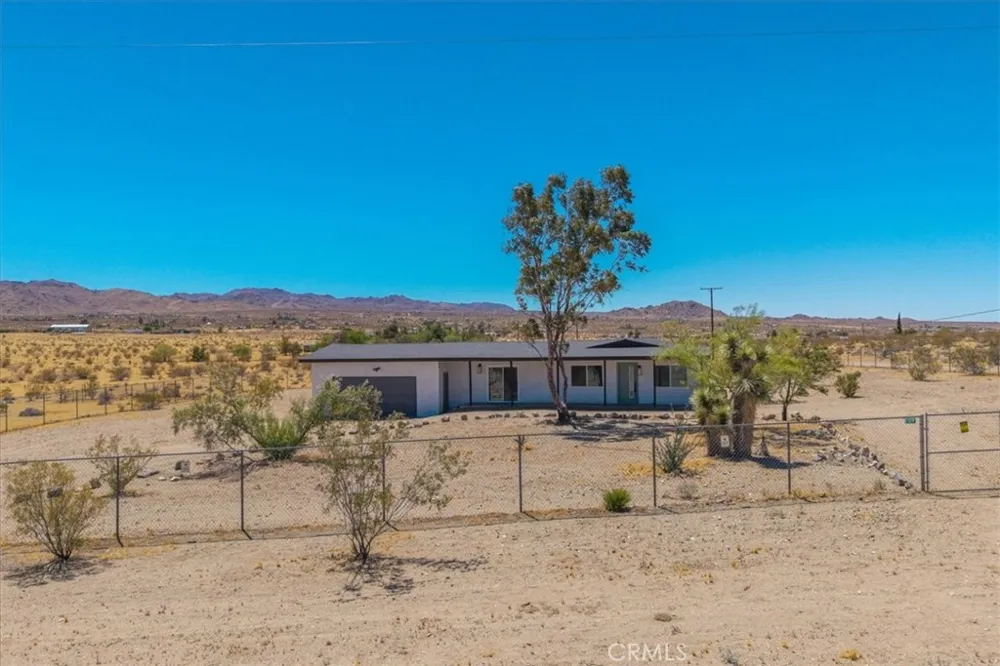 2670 Sage Avenue Landers, CA 92285