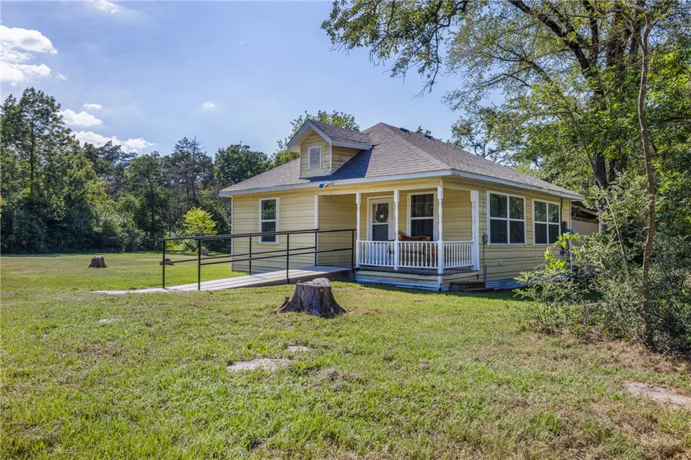 16135 Wilson Pasture Road Bryan, TX 77808