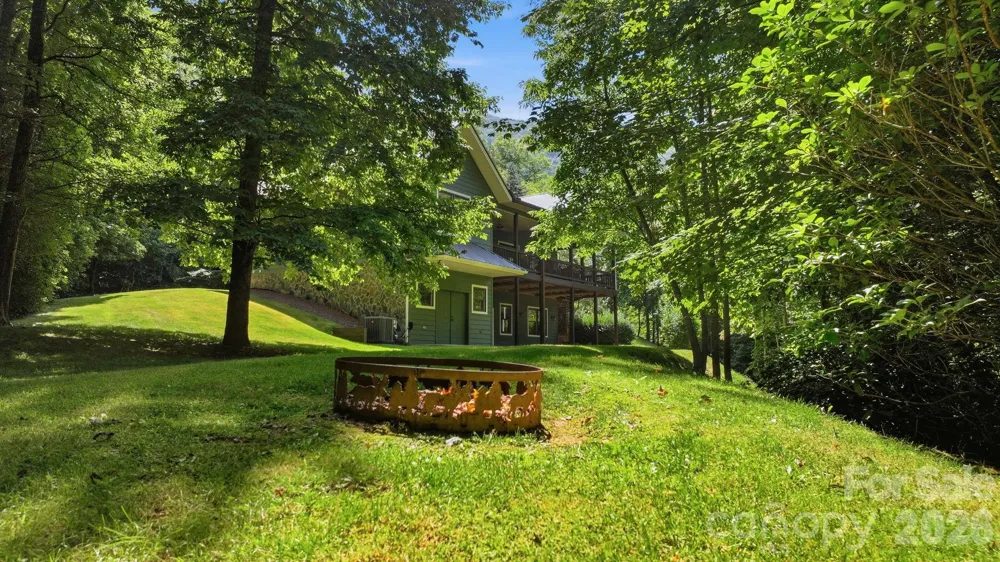 121 Forest Run Rd Forest Run Road #121 Forest Run Rd Whittier, NC 28789