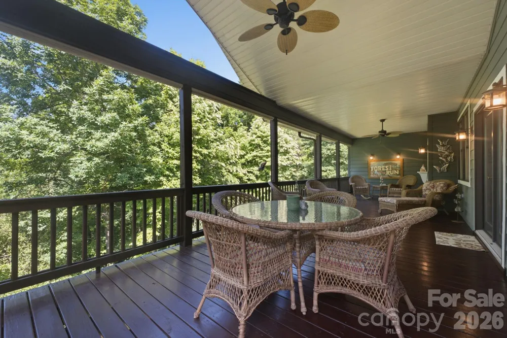 121 Forest Run Rd Forest Run Road #121 Forest Run Rd Whittier, NC 28789