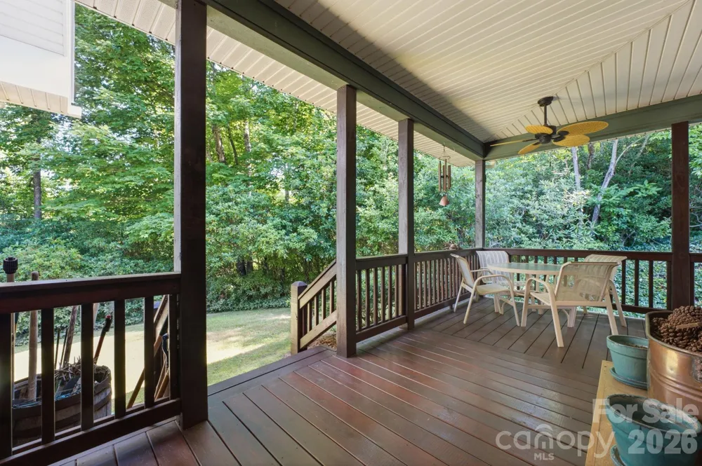 121 Forest Run Rd Forest Run Road #121 Forest Run Rd Whittier, NC 28789