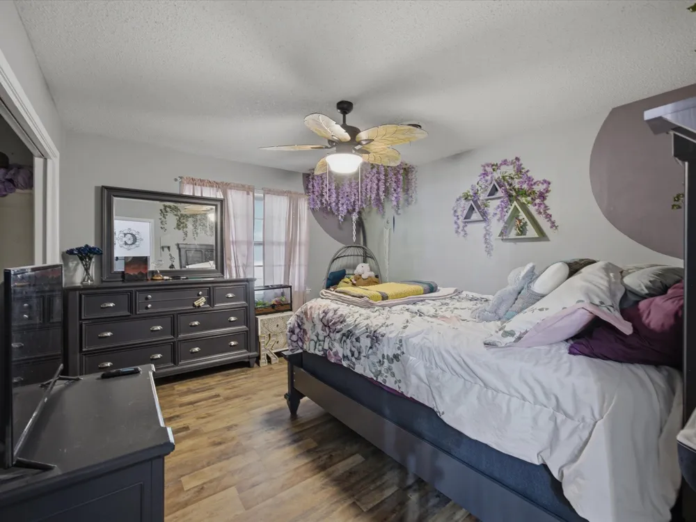 901 Pebble Street Bowie, TX 76230